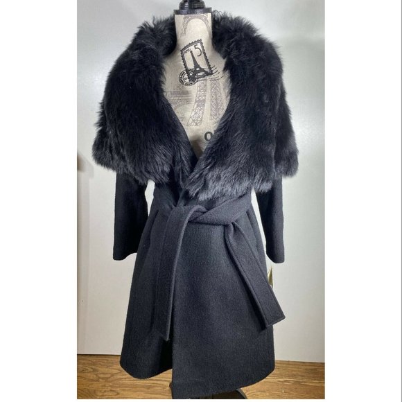 Fleurette Women's Black Oversize Dyed Fox Fur-collar Wool Wrap Coat O/S - Picture 2 of 9